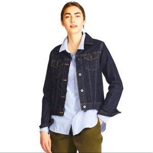 Uniqlo Jean Jacket in Dark Wash Denim Size Small